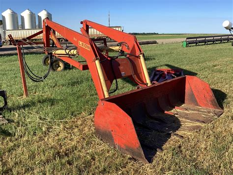 Used Leon 808 Front End Loaders for Sale (1 listing)